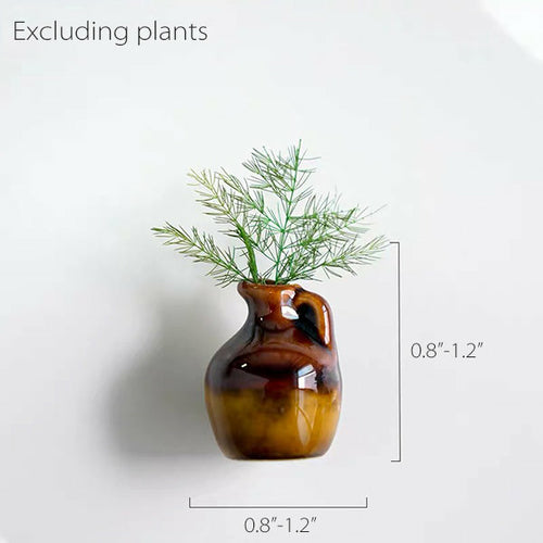 Mini Magnetic Vase (plants not included)
